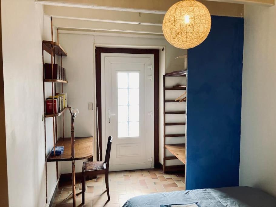 Maison De Campagne - La Belle Claudine Laruscade Exterior foto